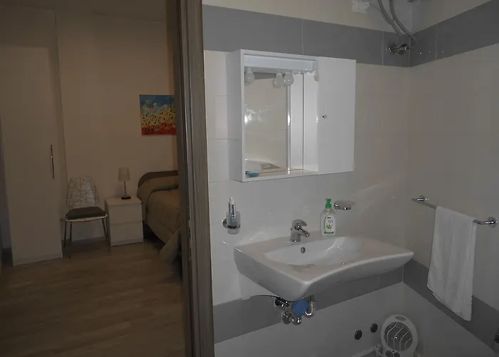 Mary Affittacamere 3* 科米索